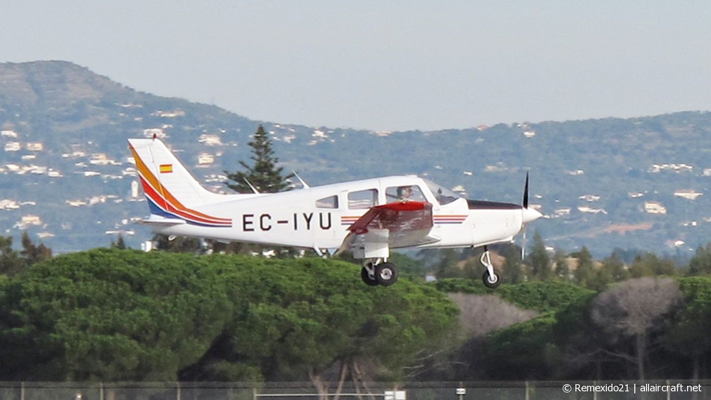 EC-IYU (28-16044) Piper PA-28-161 Warrior II