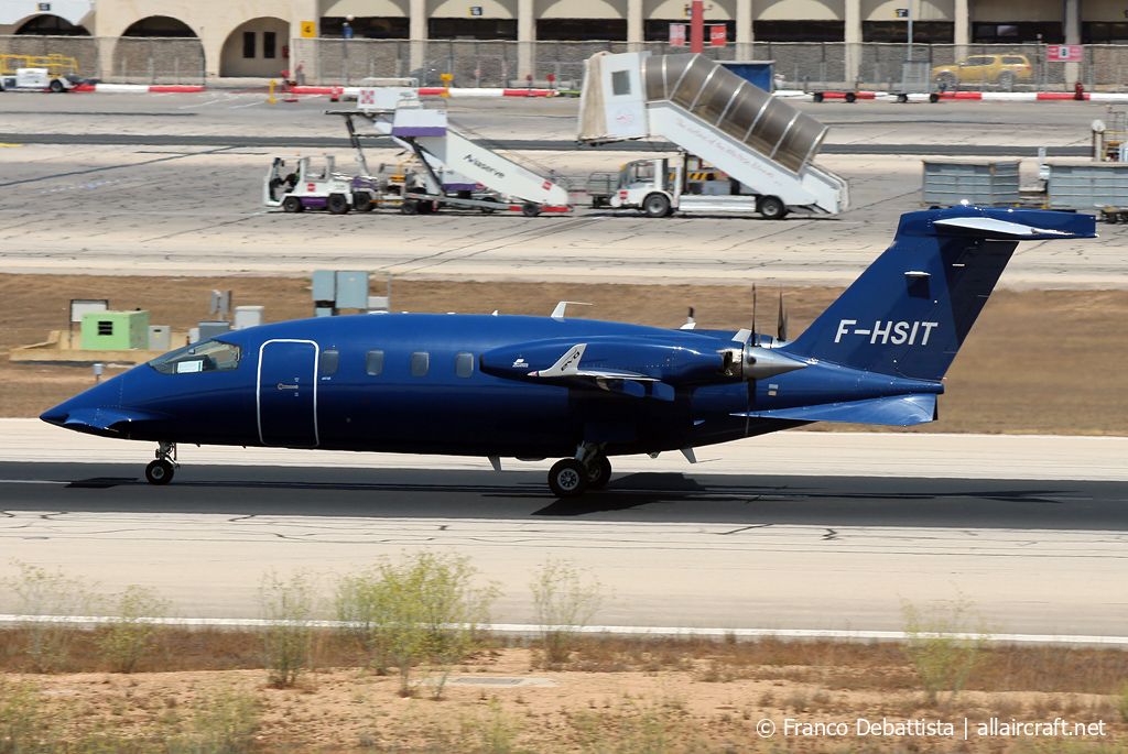 F-HSIT (3015) 2023 Piaggio P-180 Avanti II