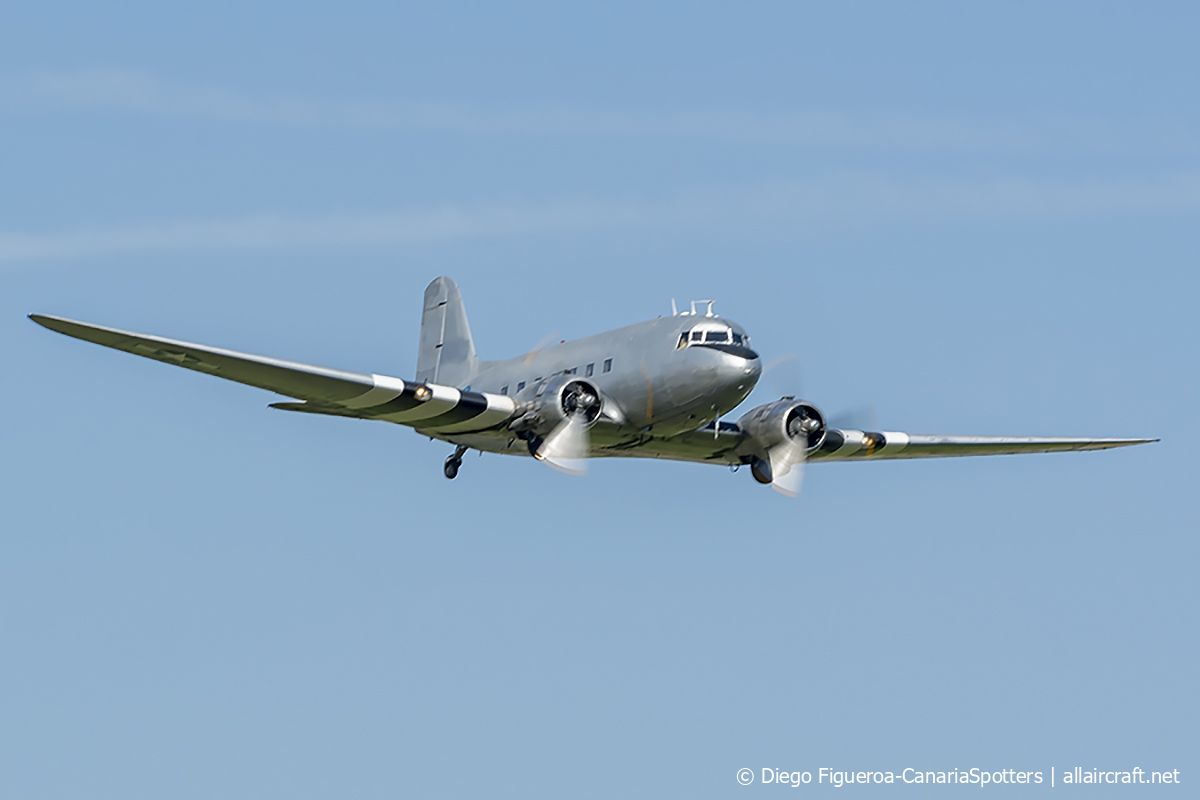 F-AZOX (16604) 1944 Douglas C-47B Skytrain