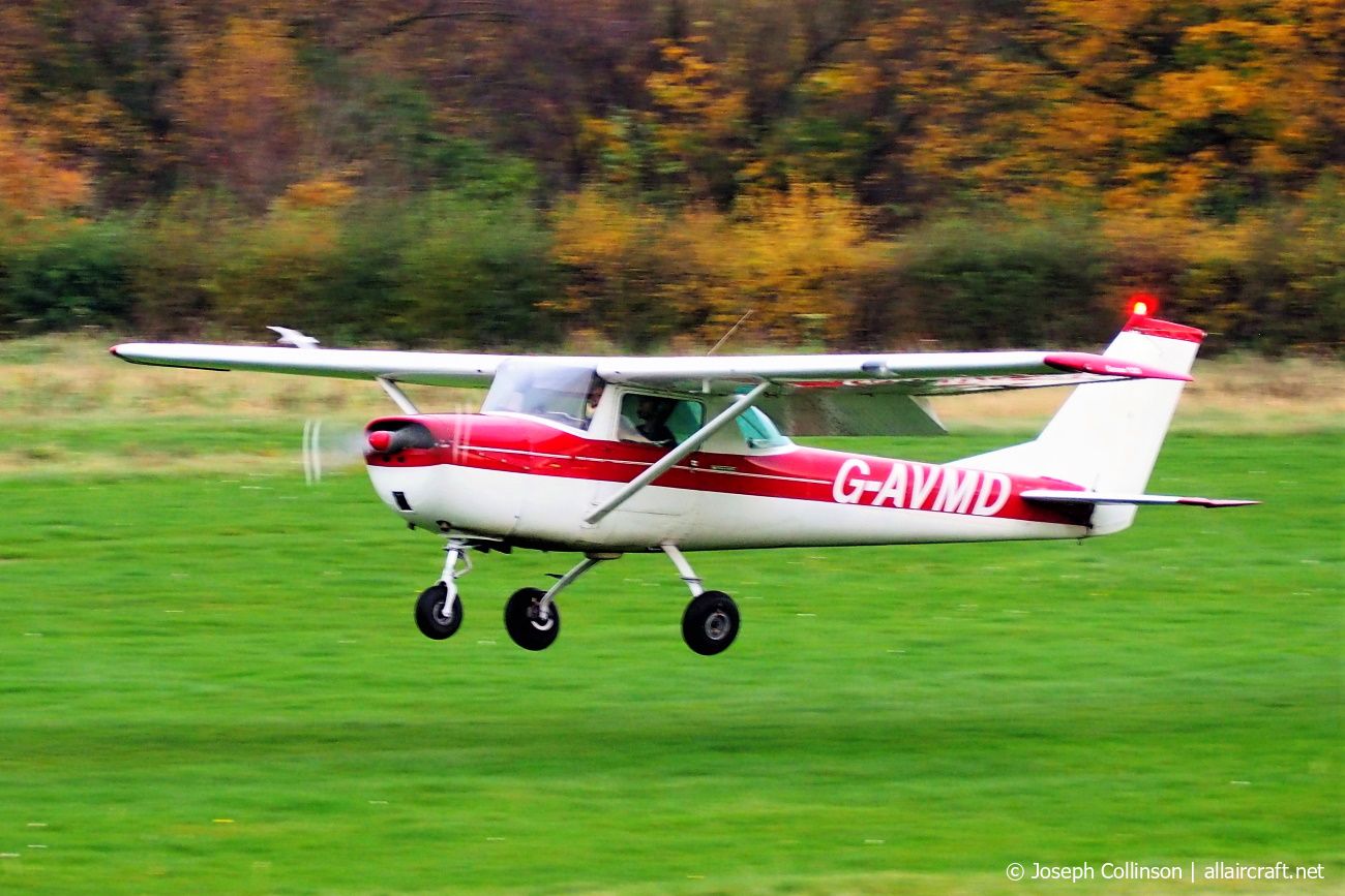 G-AVMD (150-65504) Cessna 150G