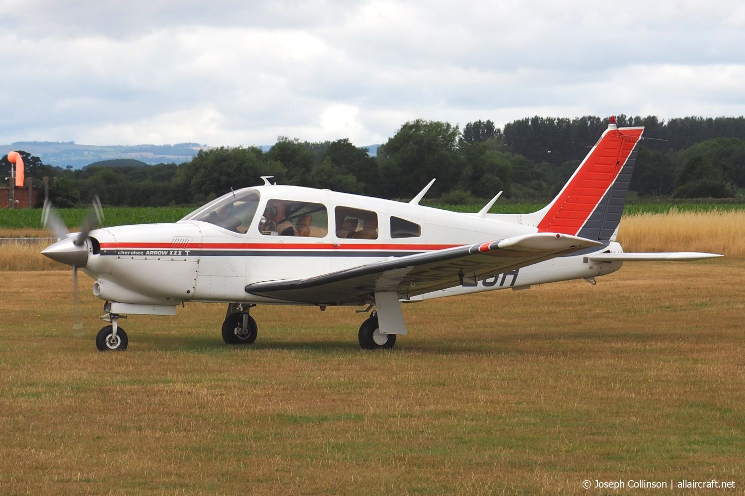 G-BEOH (28R-7703038) 1977 Piper PA-28R-201T
