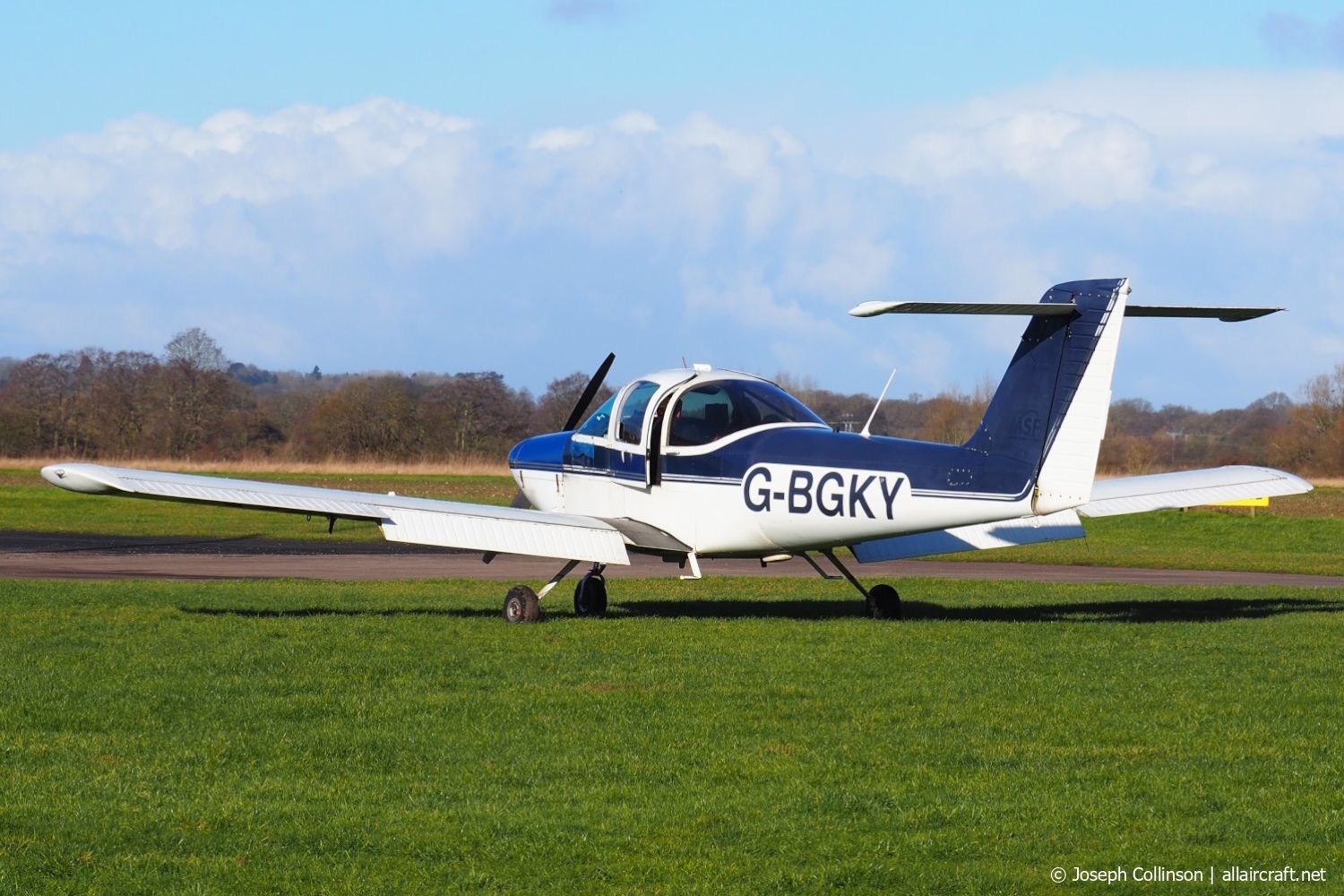 G-BGKY (38-78A0737) 1978 Piper PA-38-112 Tomahawk
