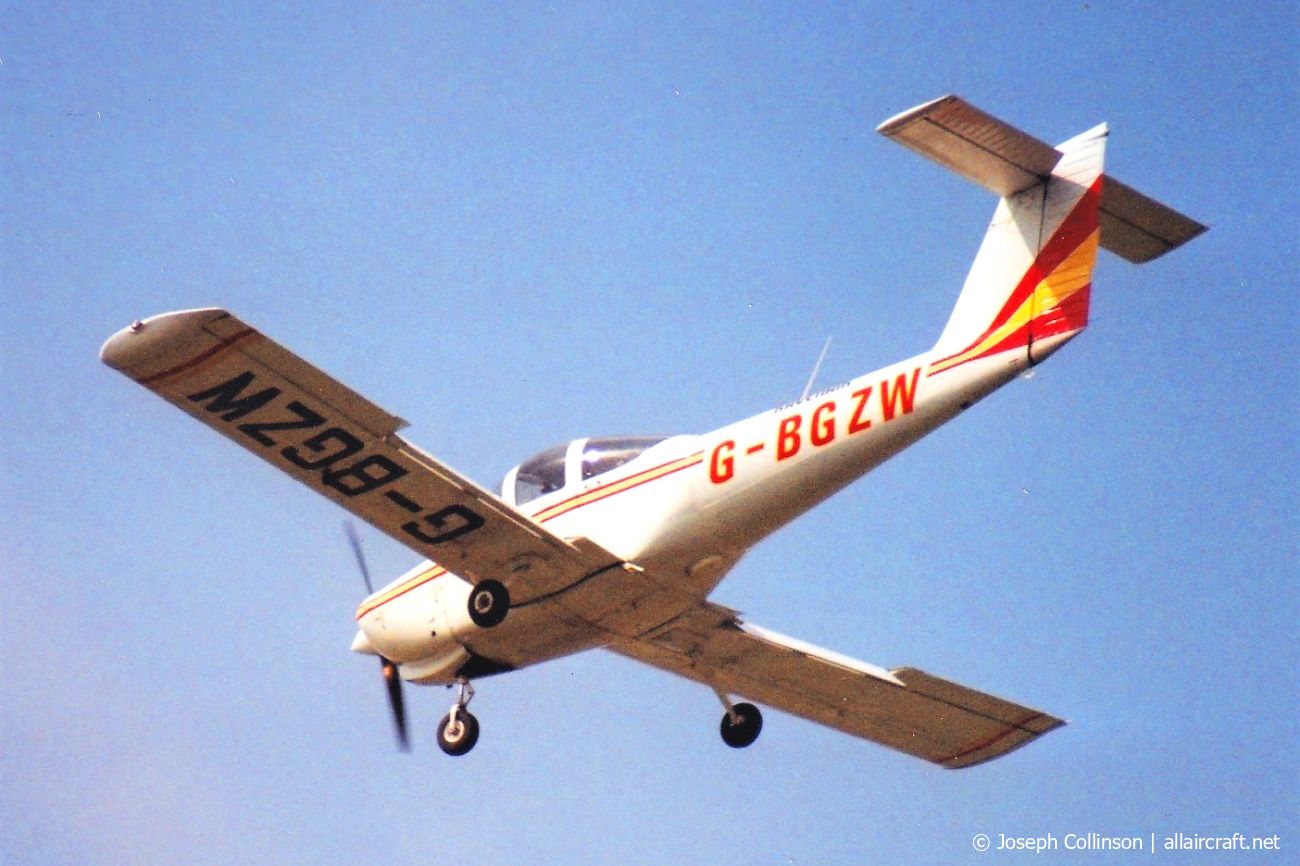 G-BGZW (38-79A1068) 1979 Piper PA-38-112 Tomahawk
