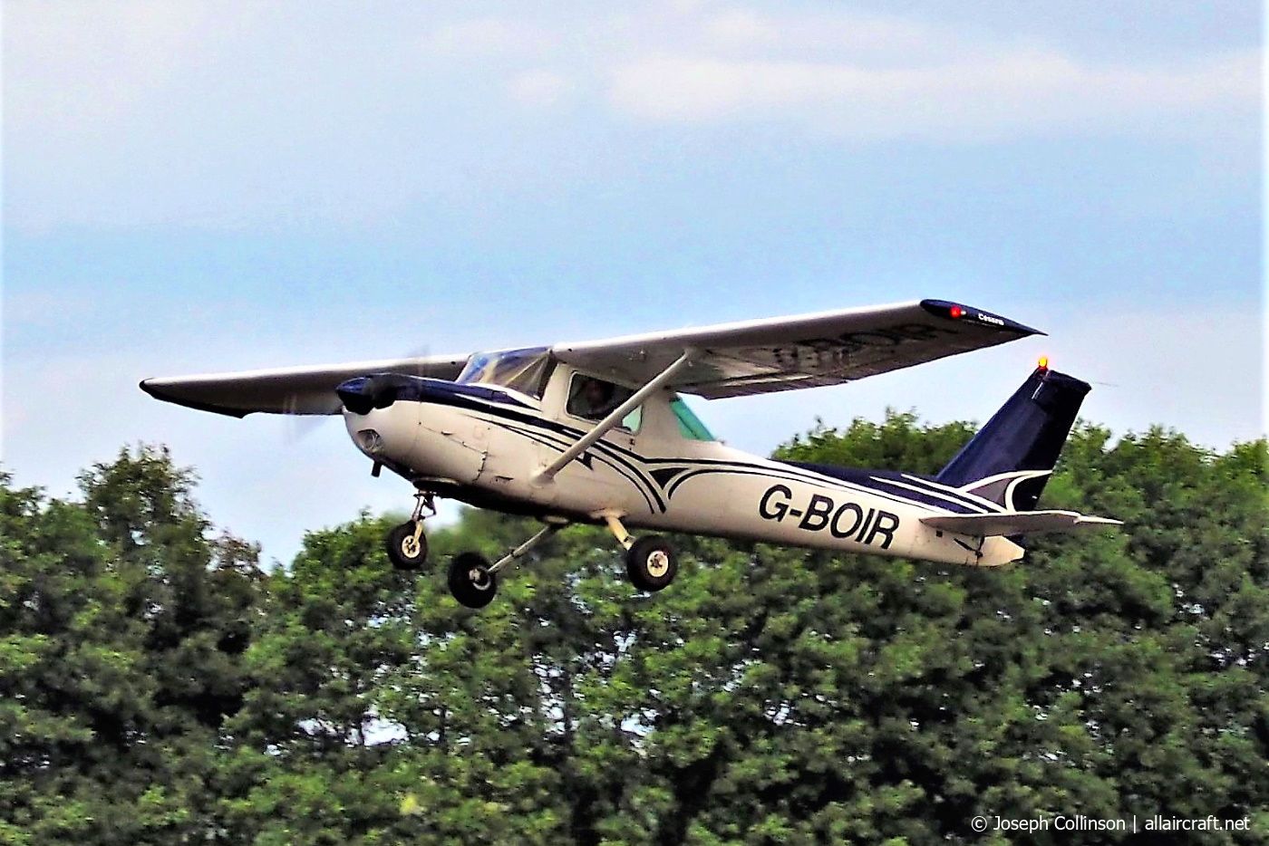 G-BOIR (152-83272) 1979 Cessna 152