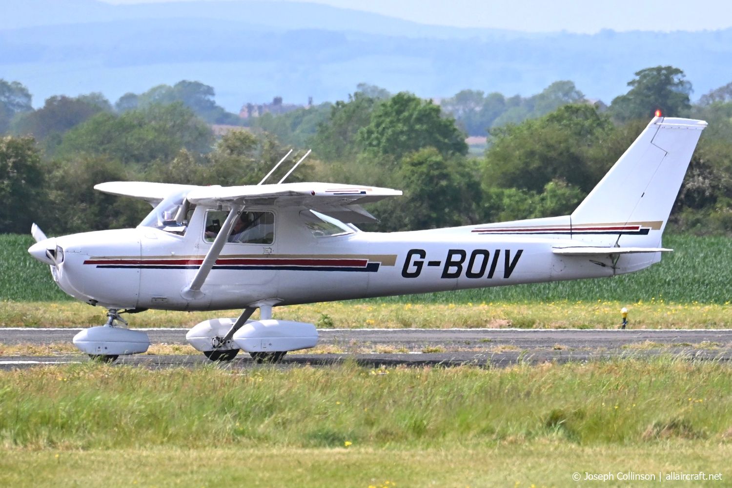 G-BOIV (150-78620) 1976 Cessna 150M