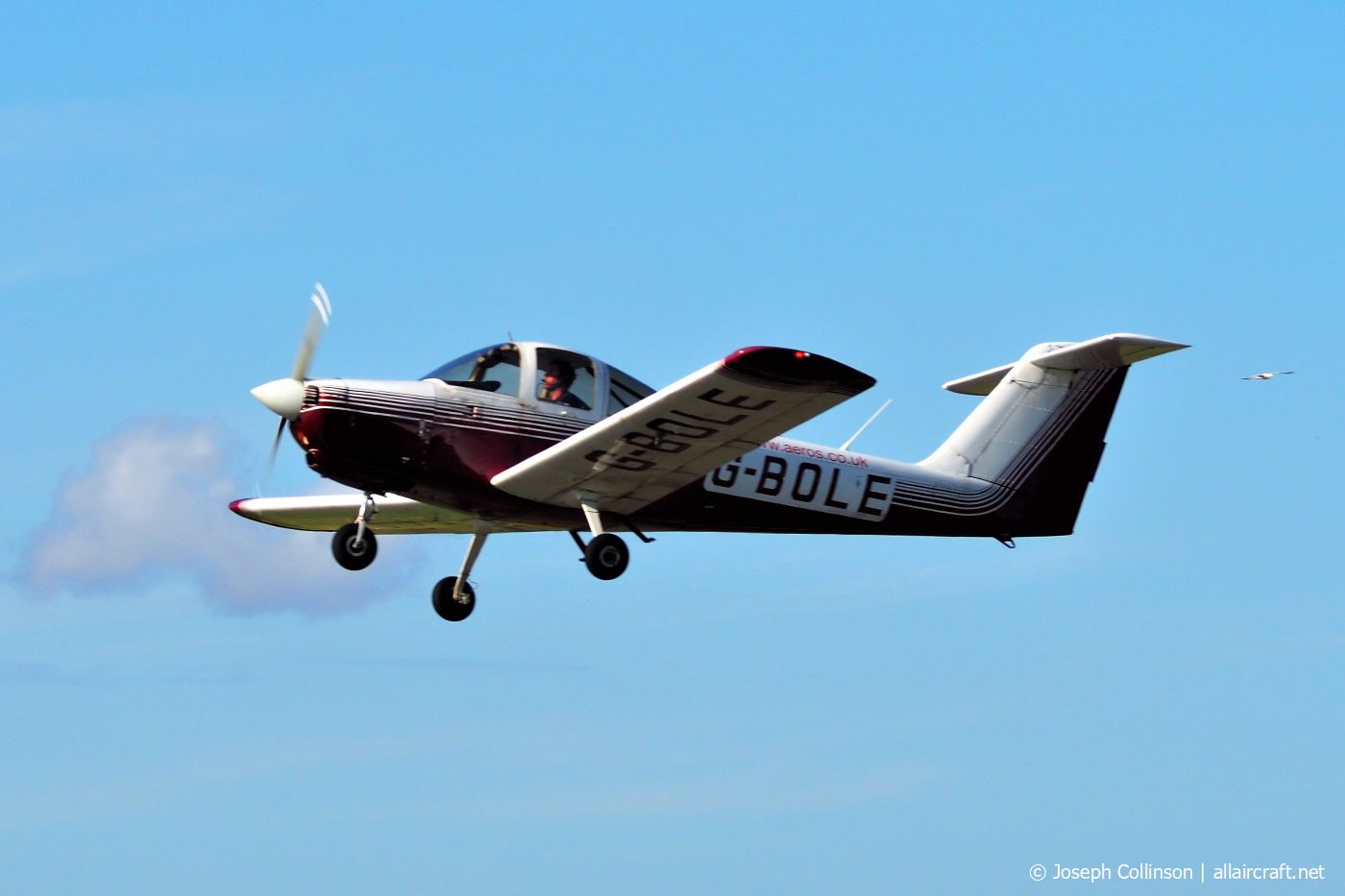 G-BOLE (38-78A0475) 1978 Piper PA-38-112 Tomahawk