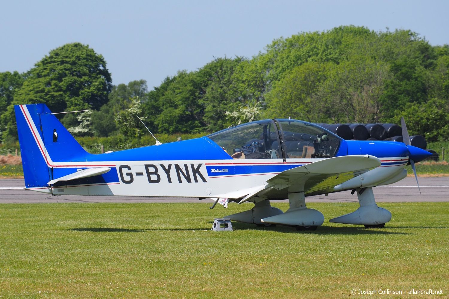 G-BYNK (338) 1999 Robin HR-200-160