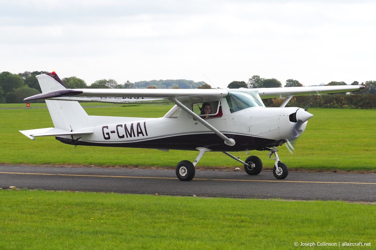 G-CMAI (152-80418) 1977 Cessna 152