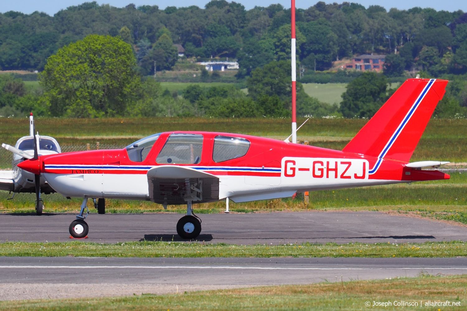 G-GHZJ (941) 1989 Socata TB-9 Tampico