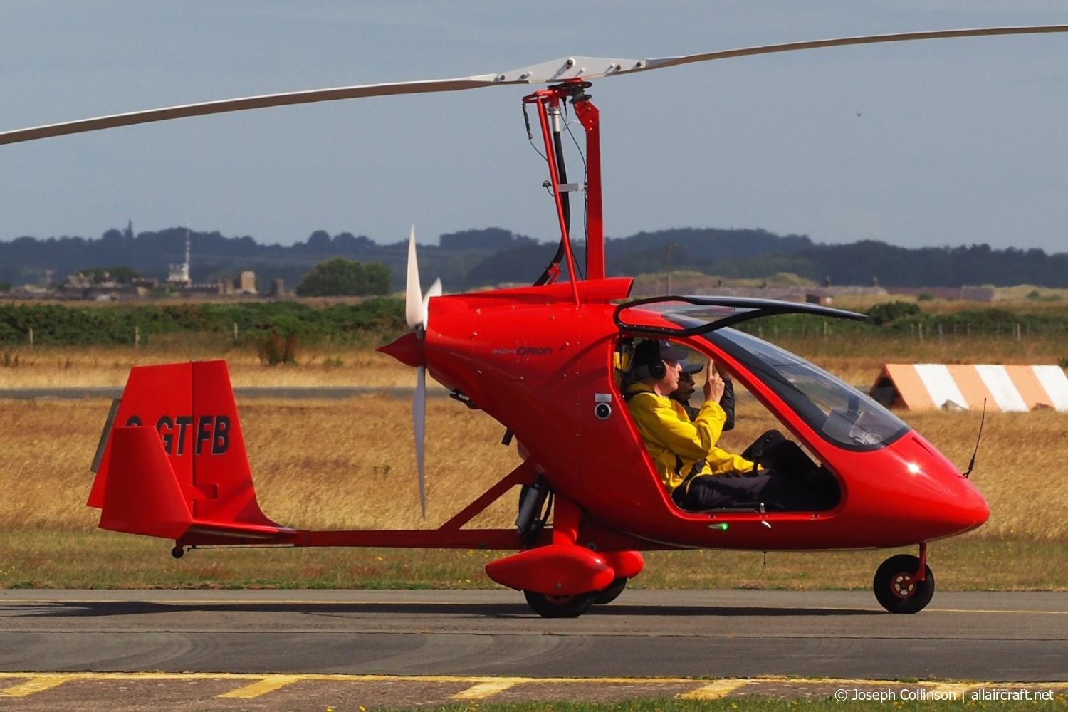 G-GTFB (24-14-8454) 2014 Magni M-24C Orion