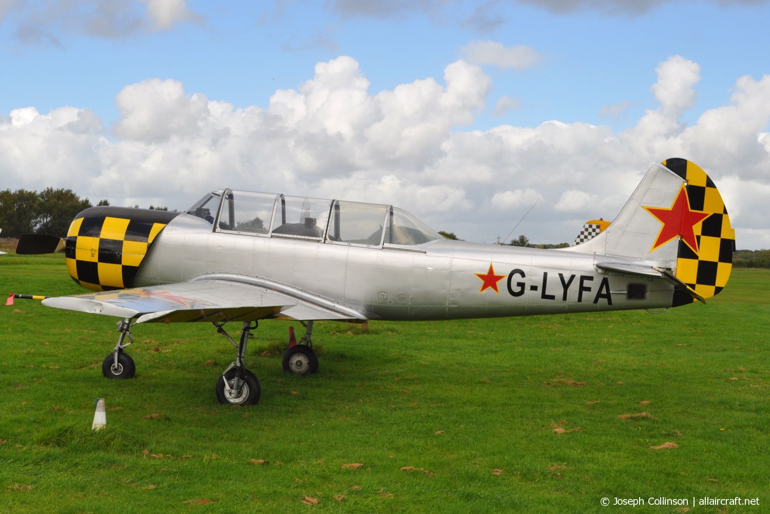 G-LYFA (822608) 1982 Yakovlev Yak-52