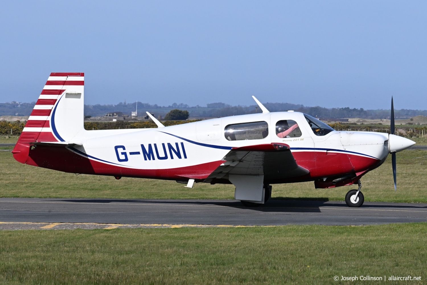 G-MUNI (24-3118) 1989 Mooney M20J-201