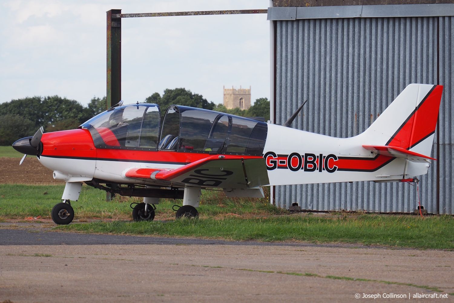 G-OBIC (1545) 1981 Robin DR-400-180R Remorqueur