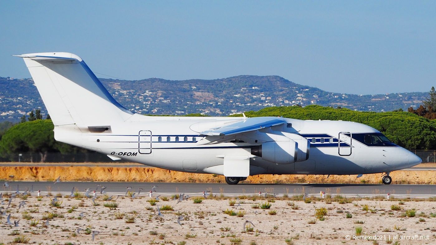 G-OFOM (E1144) 1990 British Aerospace BAe-146-100