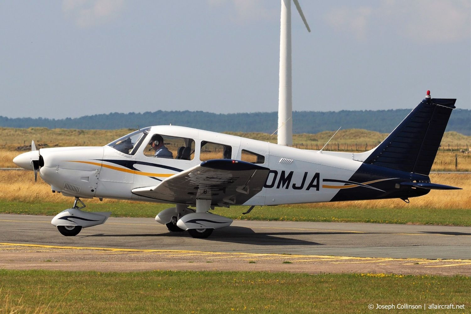 G-OMJA (28-7690328) 1976 Piper PA-28-181 Cherokee Archer II