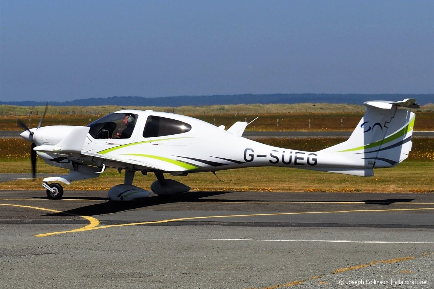 G-SUEG (40.N572) 2022 Diamond DA-40NG