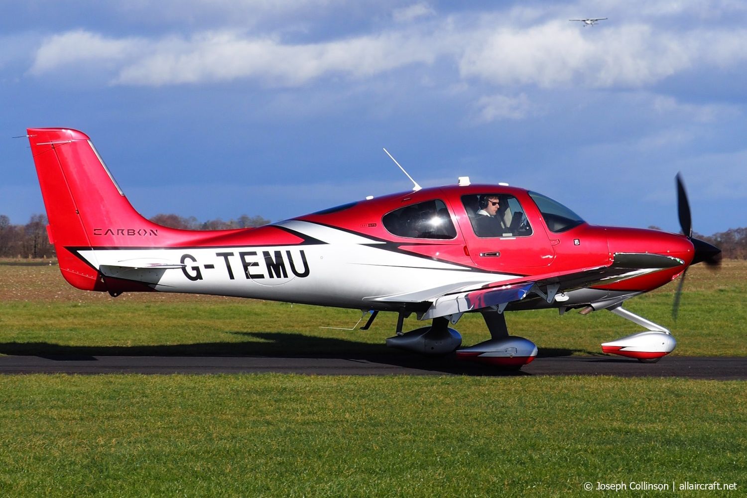 G-TEMU 88708) 2022 Cirrus SR22