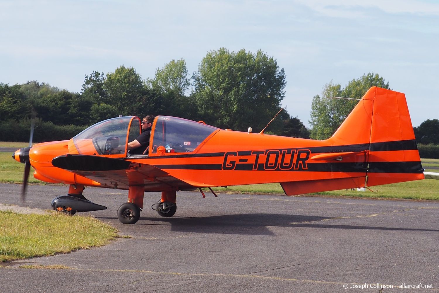 G-TOUR (187) 1979 Robin R-2112 Alpha