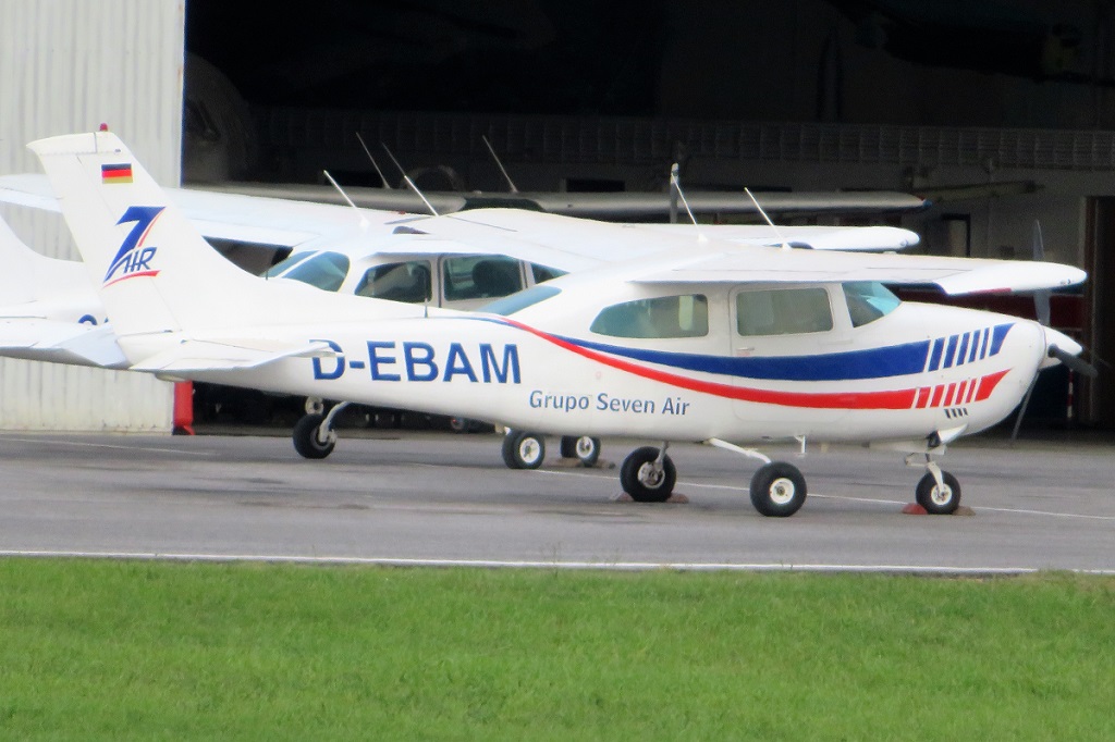 D-EBAM (21061120) Cessna 210L Centurion II