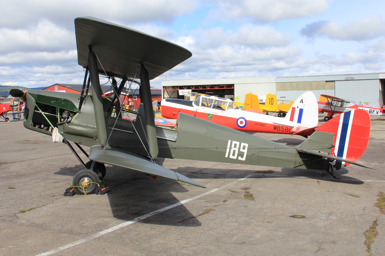 LN-KFT / 189 (185) DeHavilland DH-82A Tiger Moth