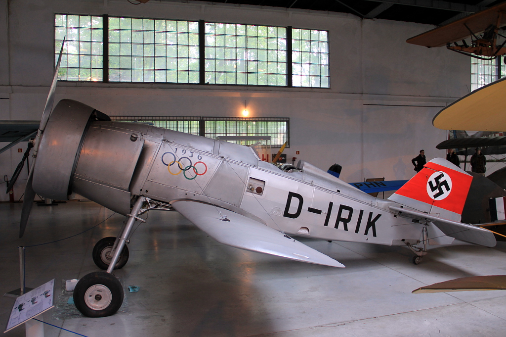 D-IRIK Curtiss Hawk II