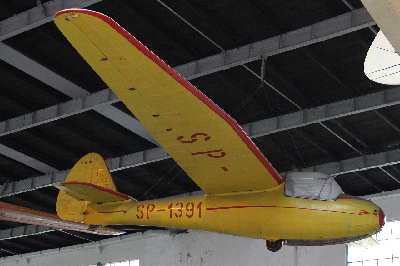 SP-1391 Instytut Szybownictwa IS-4 Jastrzab