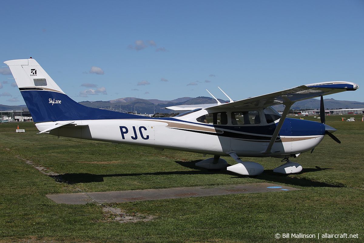 ZK-PJC (18281476) 2004 Cessna 182T Skylane
