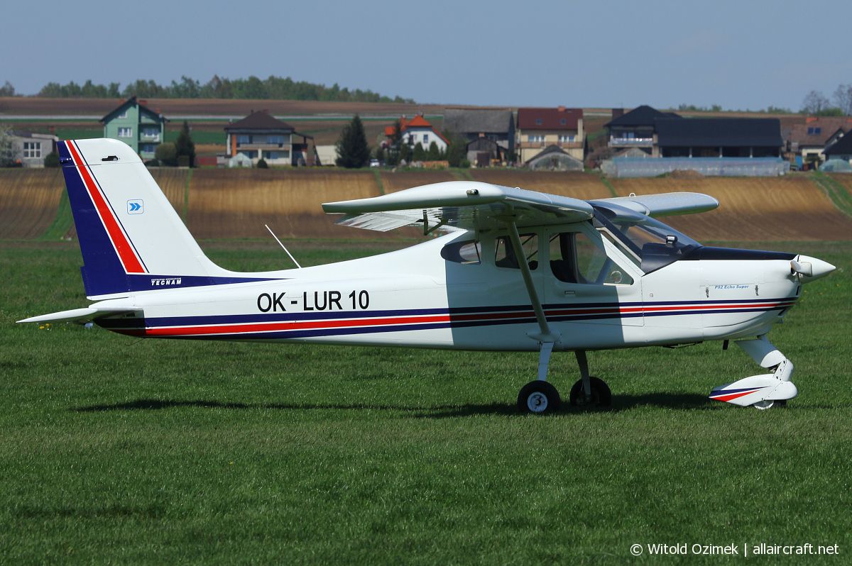 OK-LUR10 Tecnam P-92 Echo Super