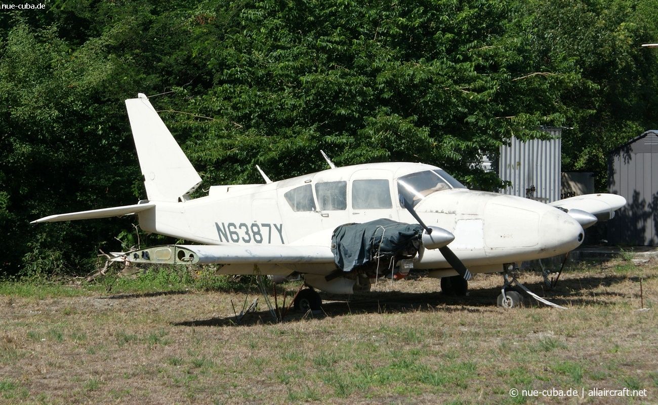N6387Y (27-3673) 1967 Piper PA-23-250 Aztec C