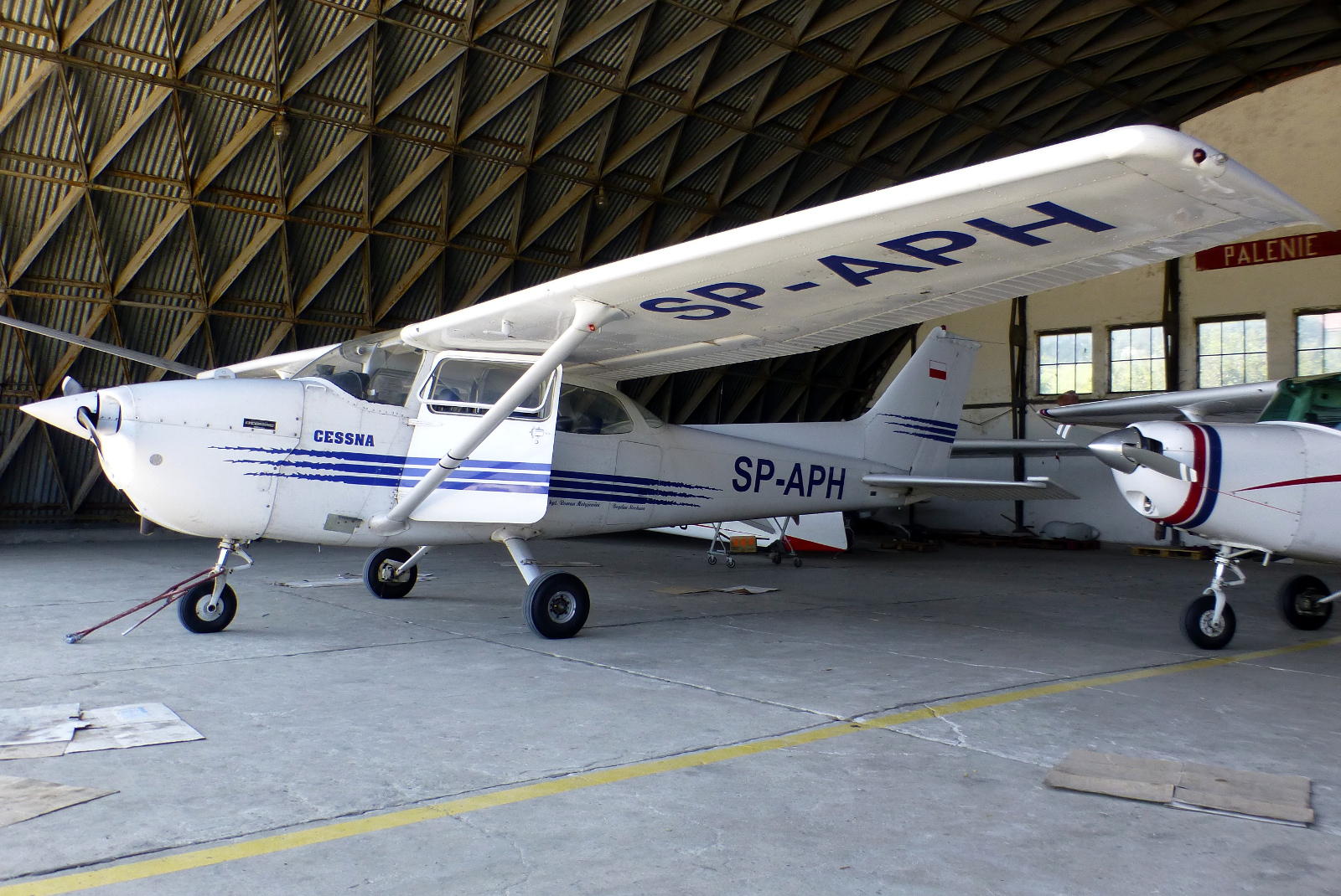 SP-APH Cessna 172 Skyhawk