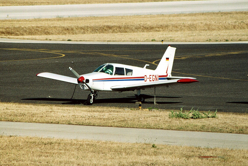 D-EGNI (28-26712) Piper PA-28-140 Cherokee C