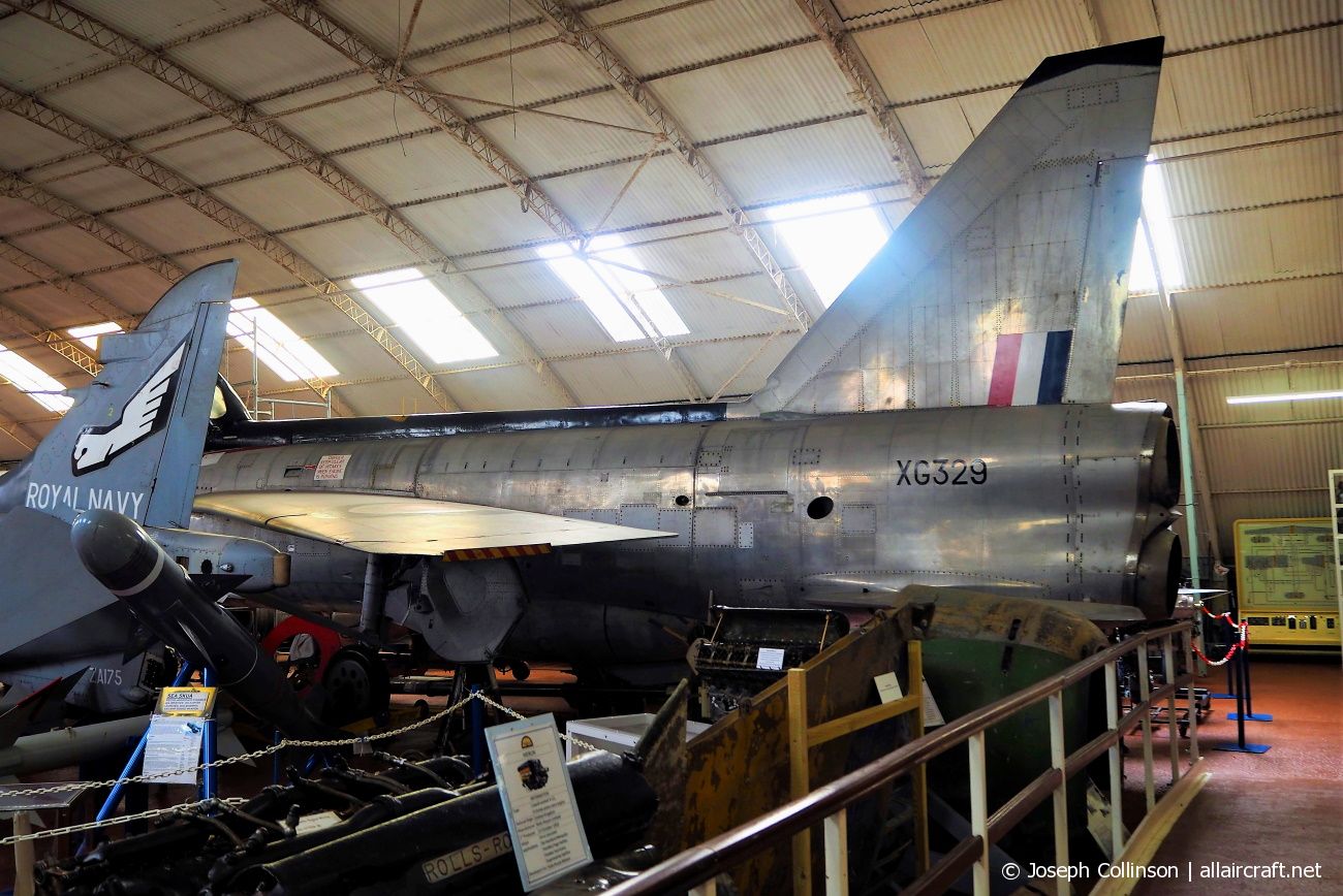 XG329 (95017) 1959 English Electric Lightning F.1