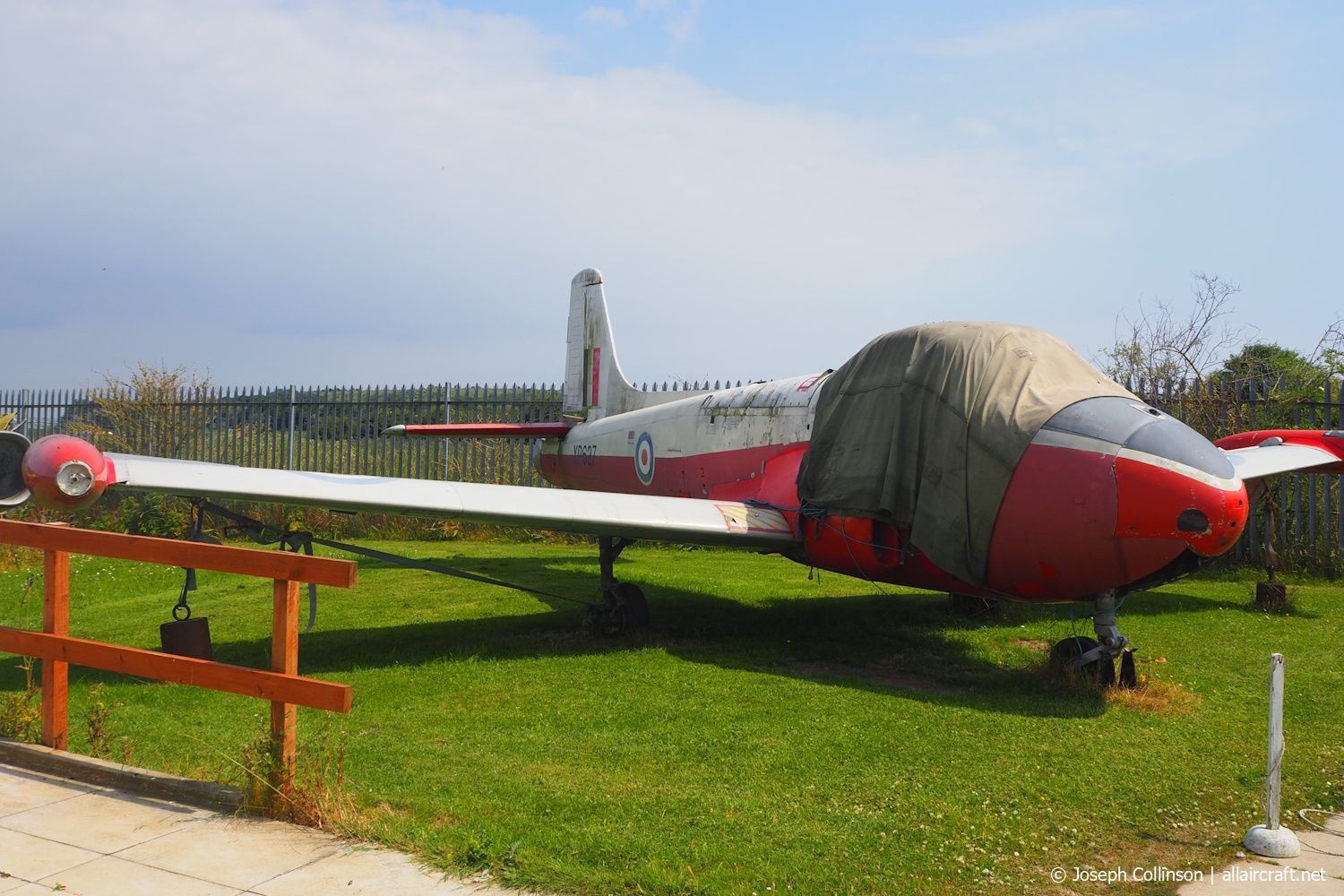 XP627 1962 Hunting Jet Provost T4