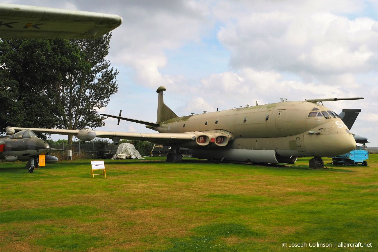 XV255 (8030) 1969 Hawker Siddeley Nimrod MR.2