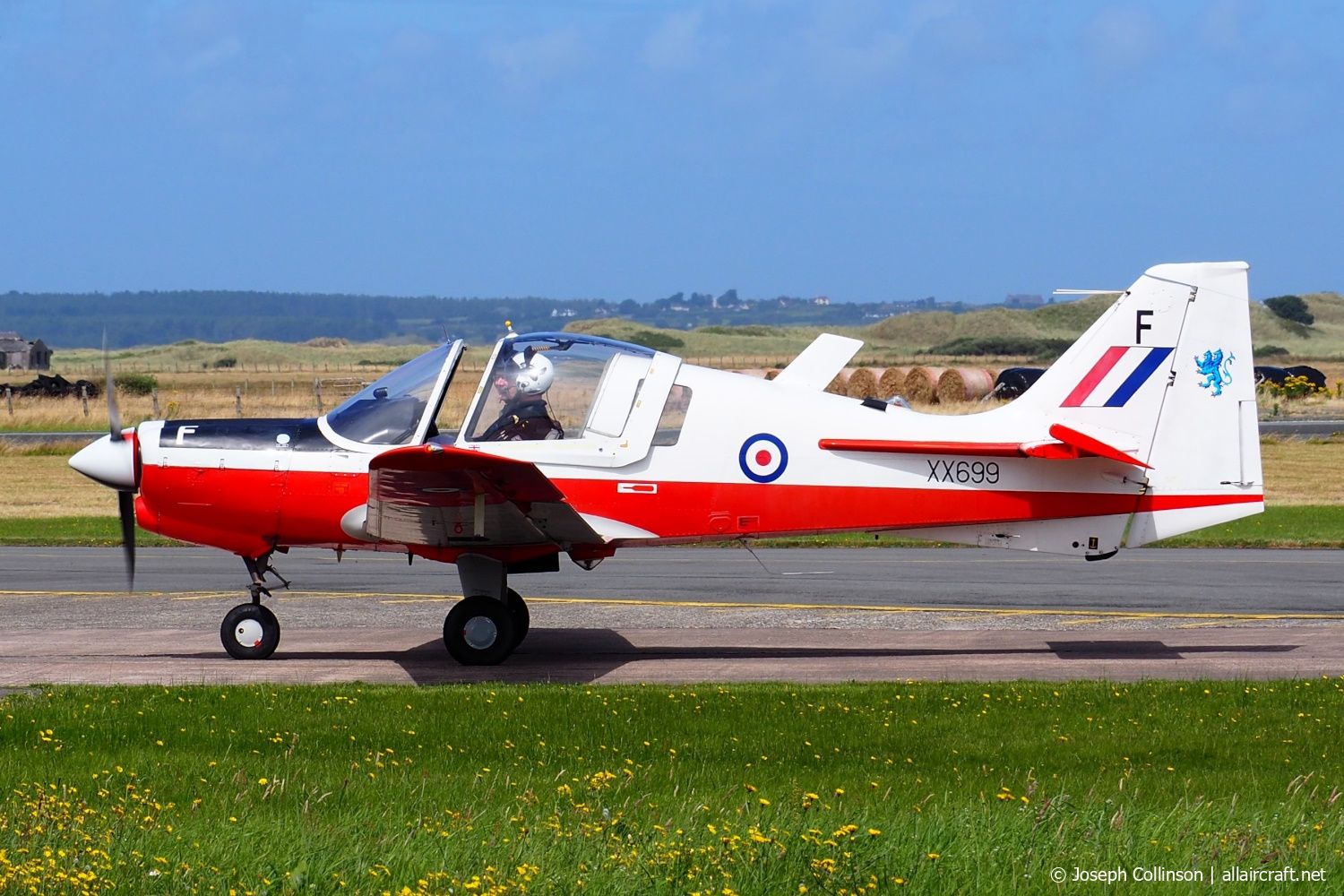 XX699 (BH120/348) 1975 Scottish Aviation Bulldog T.1