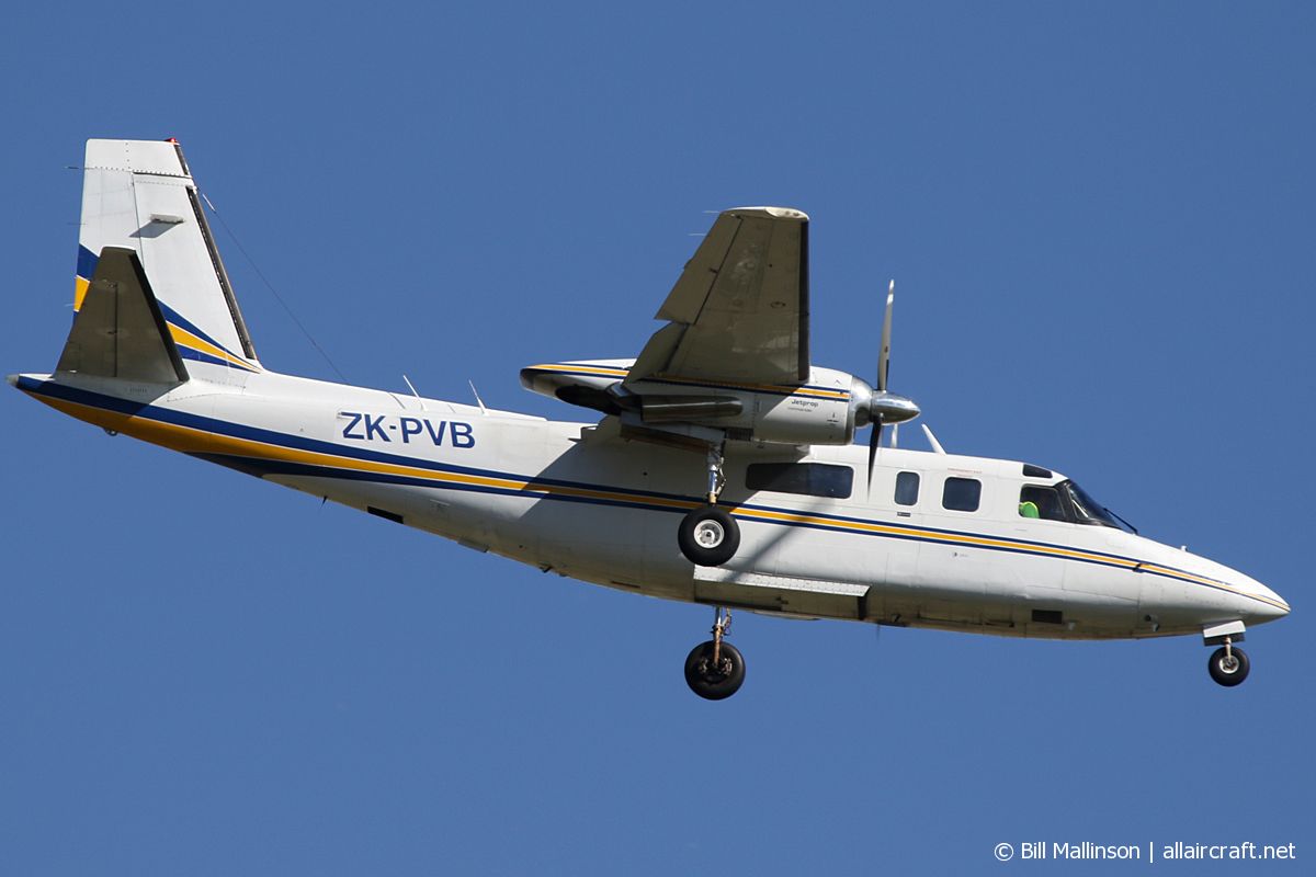 ZK-PVB (11321) 1976 Rockwell 690A Turbo Commander