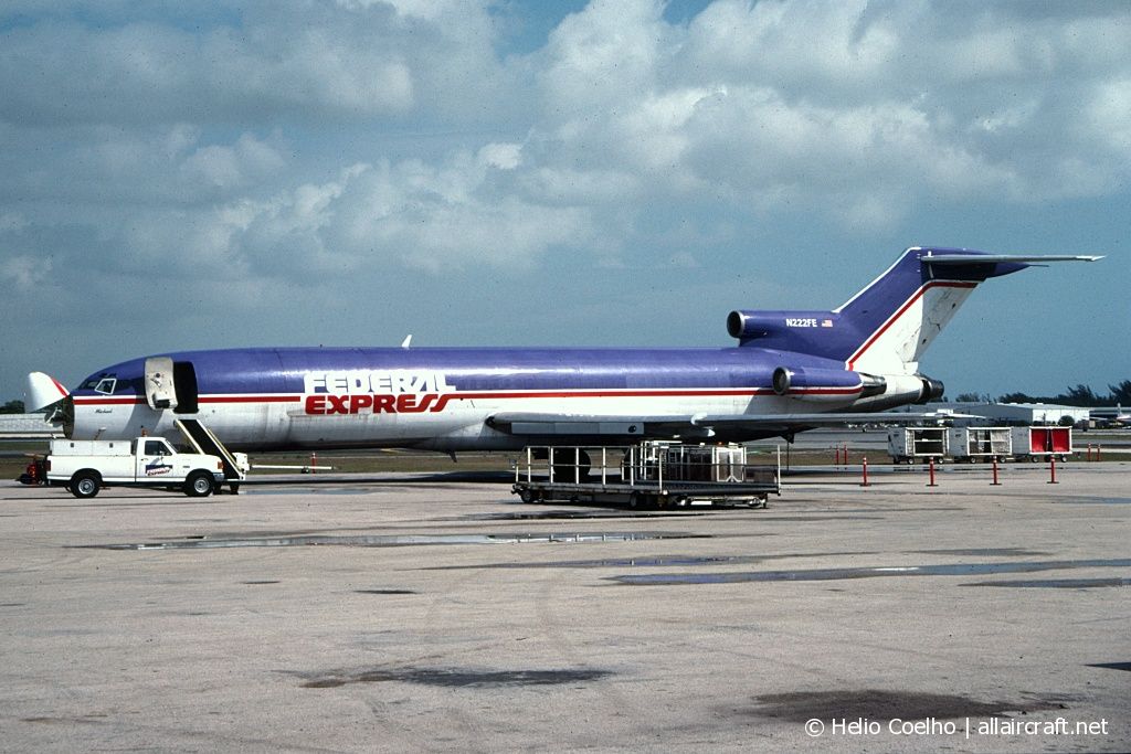 N222FE (20933) 1974 Boeing 727-233F