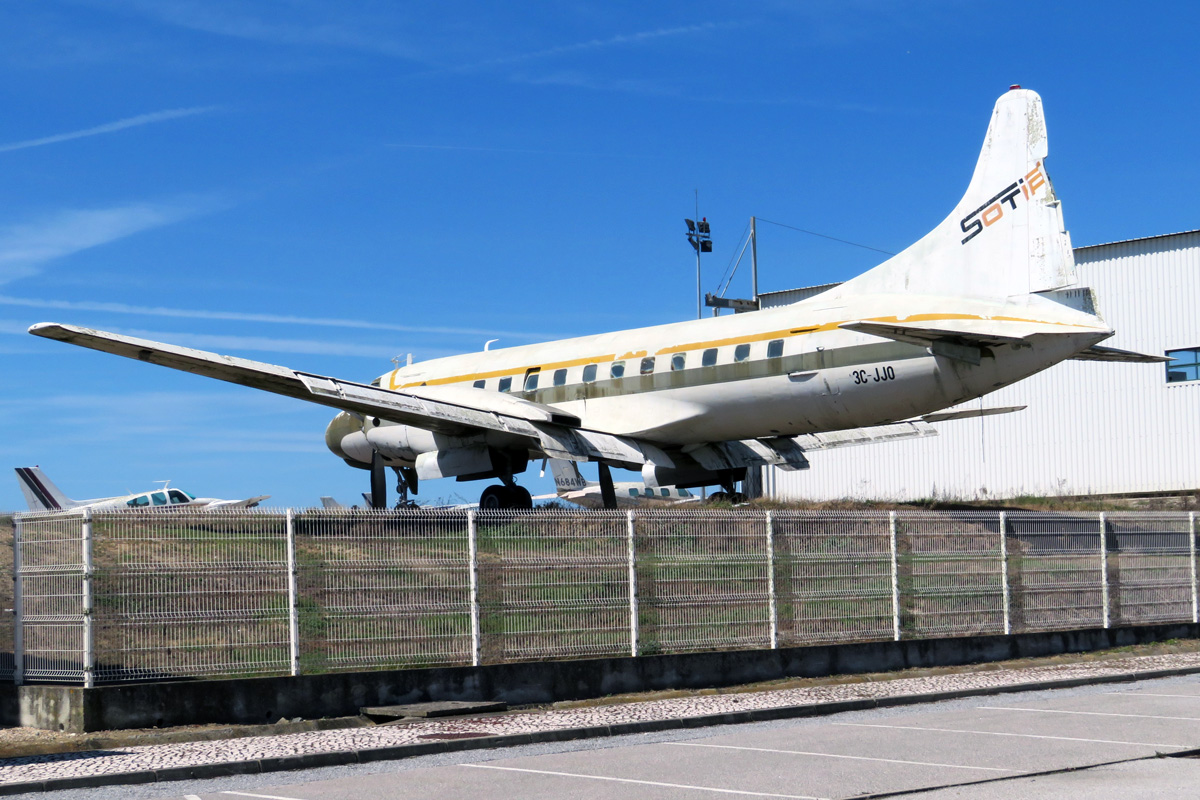 3C-JJO (401) 1957 Convair 440-80 Metropolitan