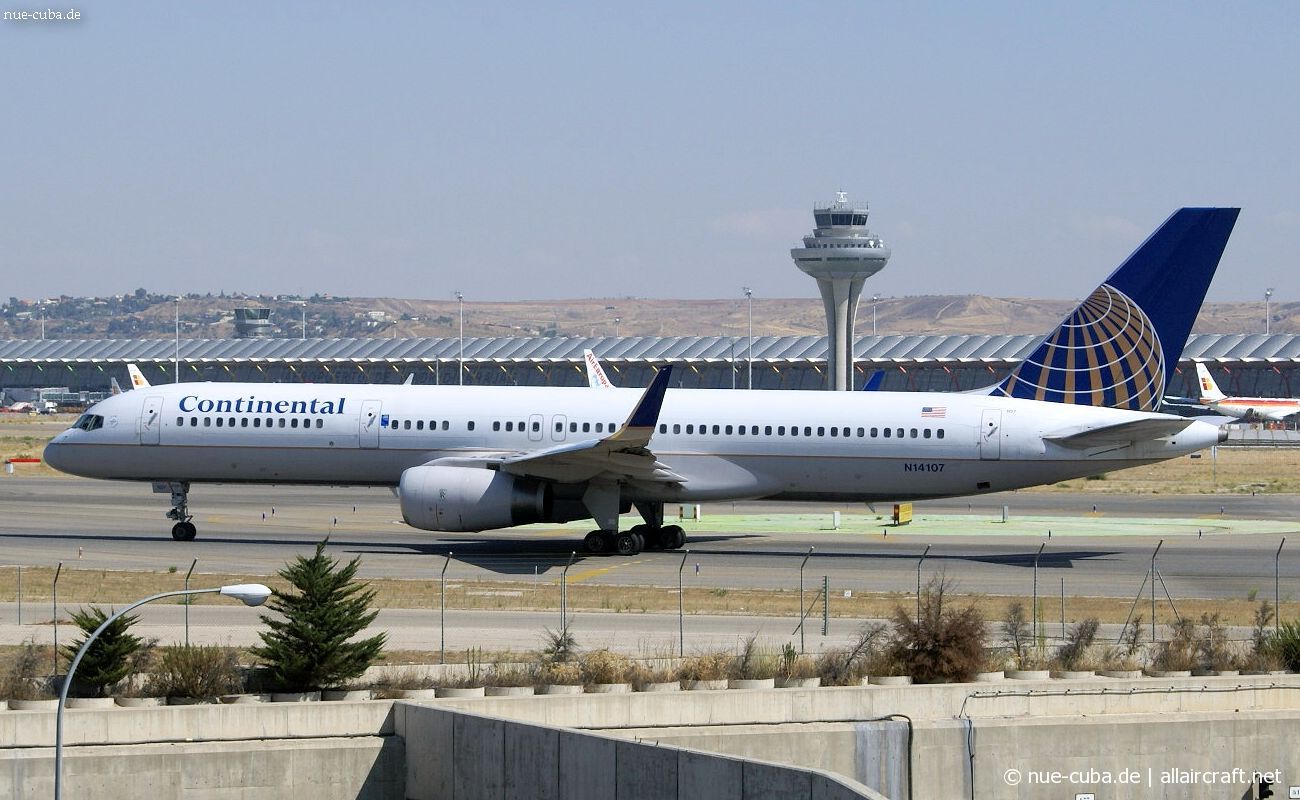 N14107 (27297) 1994 Boeing 757-224(WL)