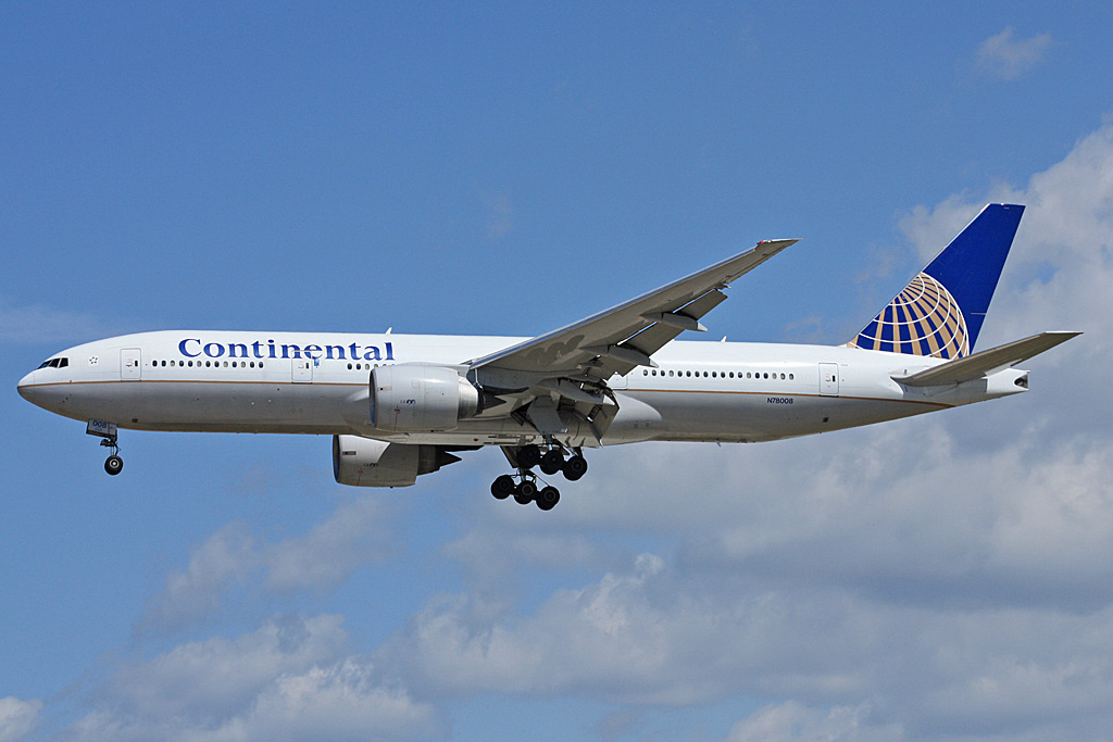 N78008 (29478) Boeing 777-224