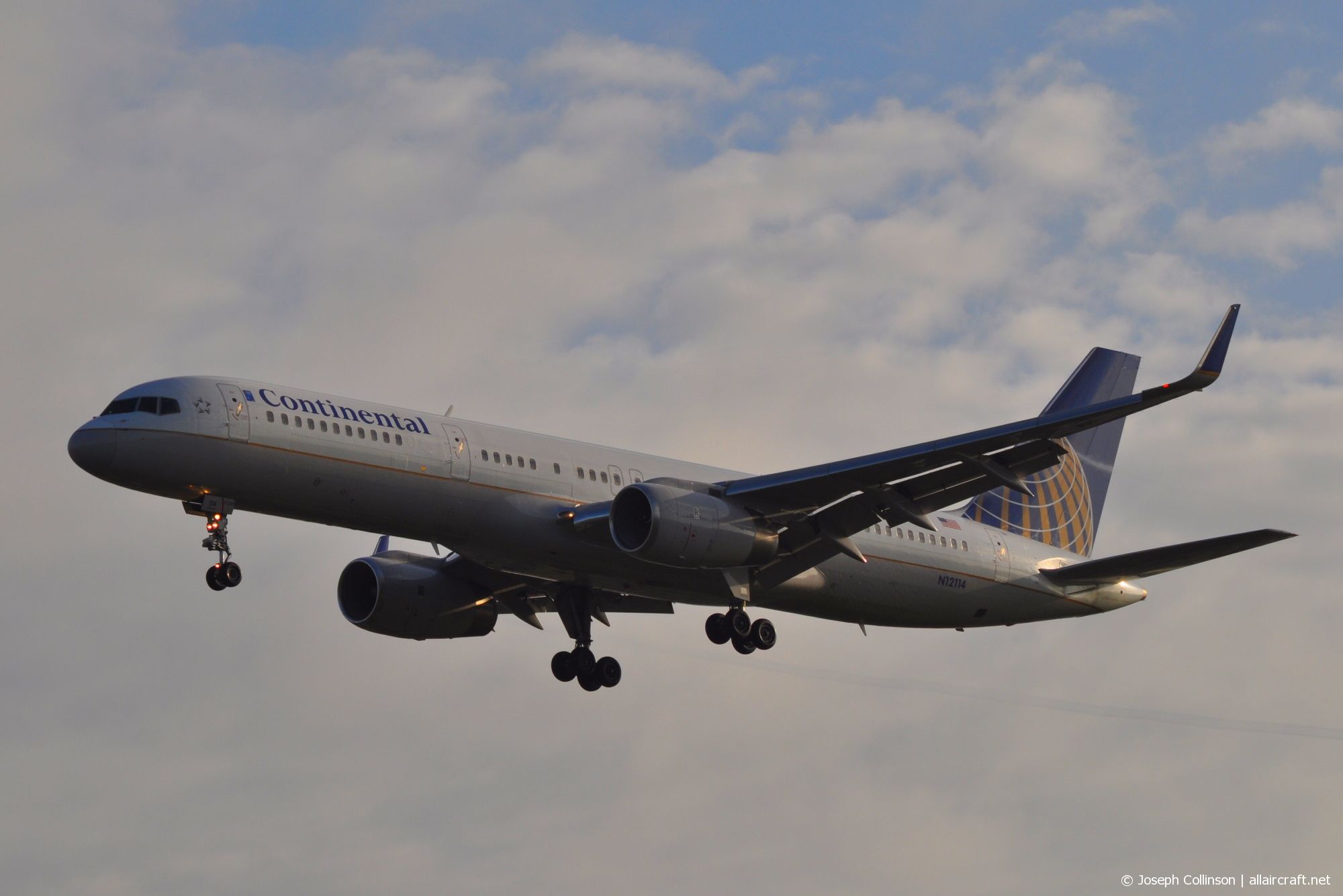 N12114 · Boeing 757-224(WL) · (LHR / EGLL)