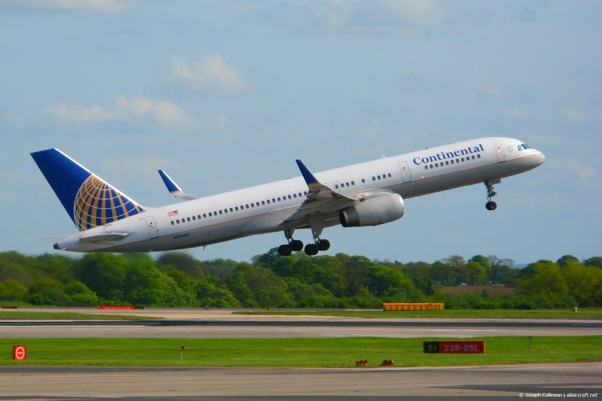 N41140 (30353) 2000 Boeing 757-224(WL)