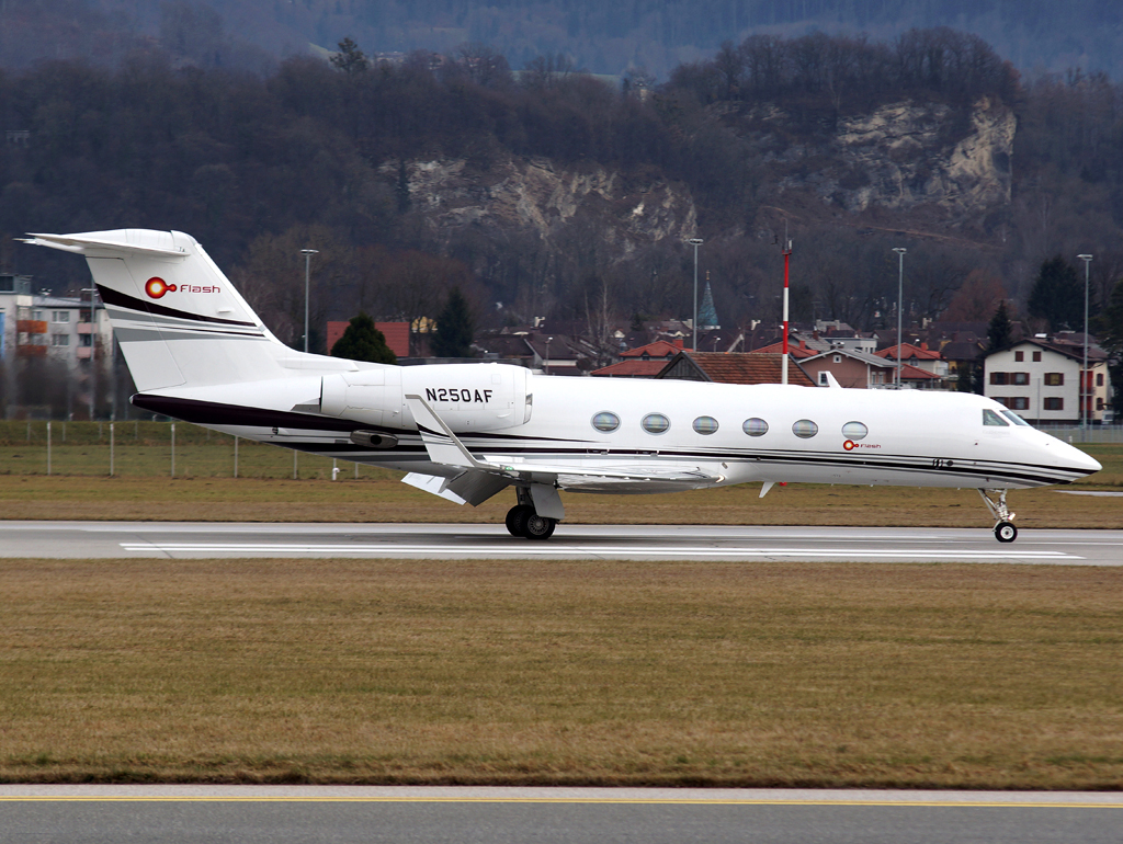 N250AF (4261) 2011 Gulfstream Aerospace G450