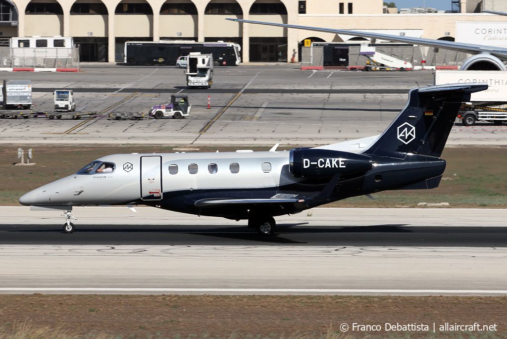 D-CAKE (50500404) Embraer EMB-505 Phenom 300