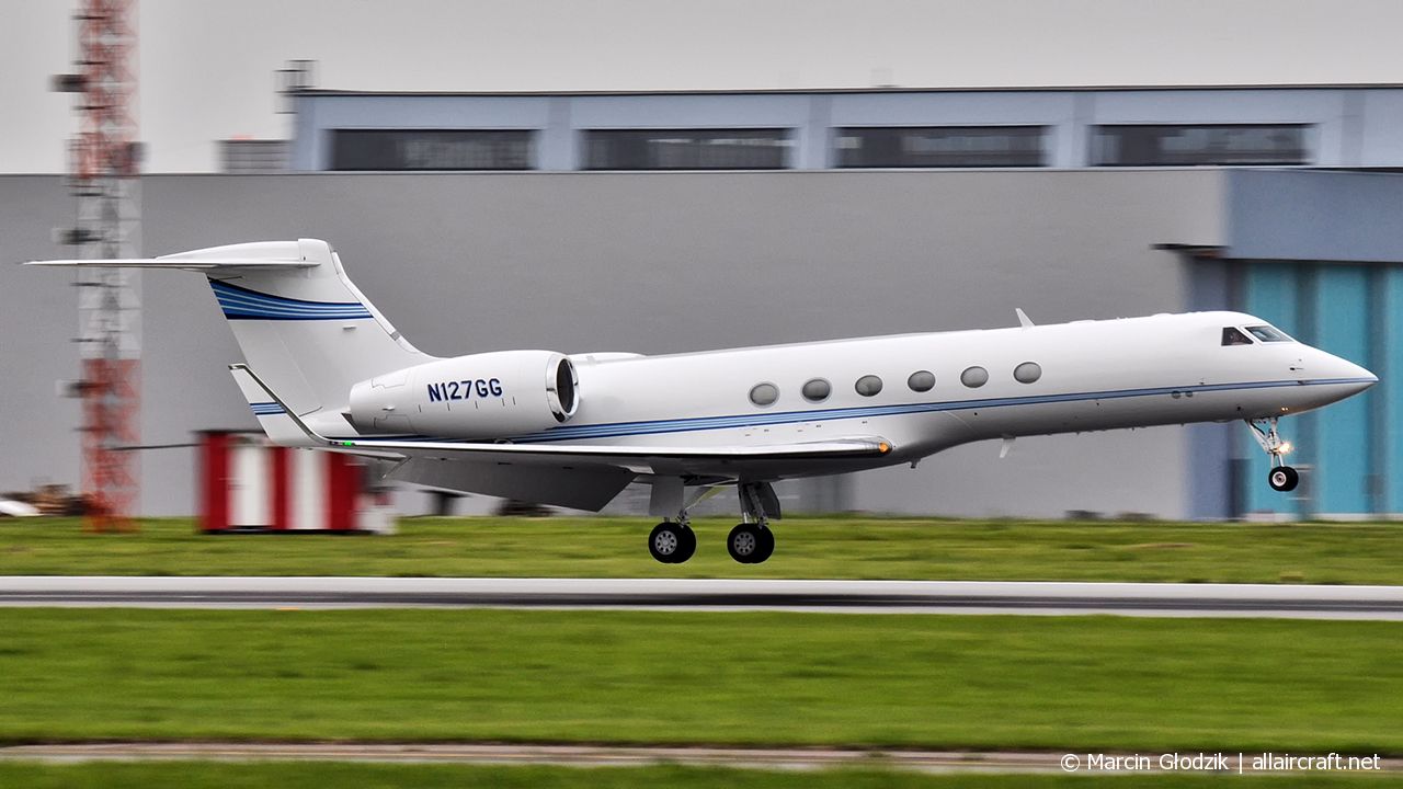 N127GG (534) 1997 Gulfstream Aerospace G-V