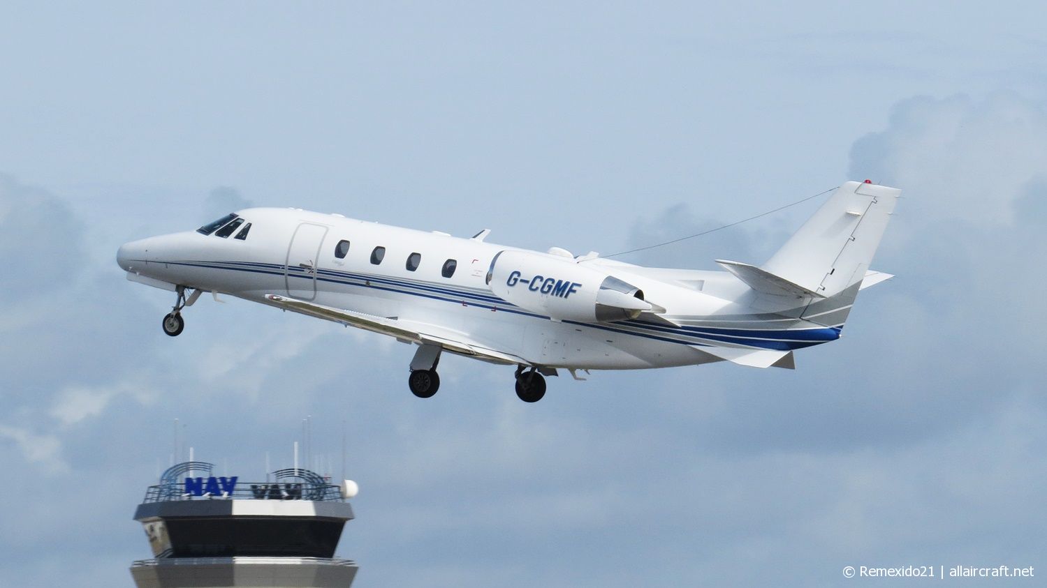 G-CGMF (560-5271) Cessna 560XL Citation Excel