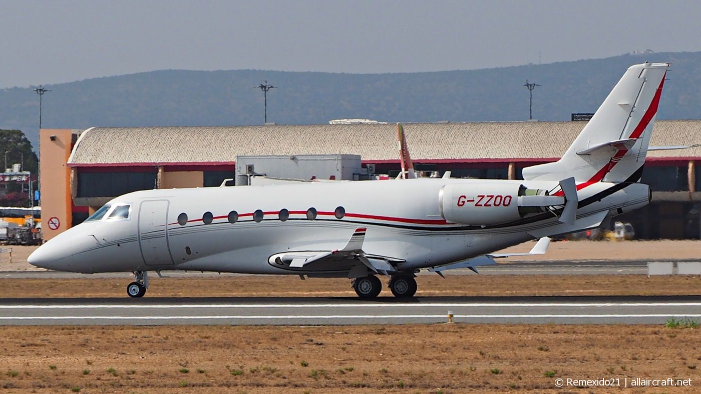 G-ZZOO (163) 2007 Gulfstream G200