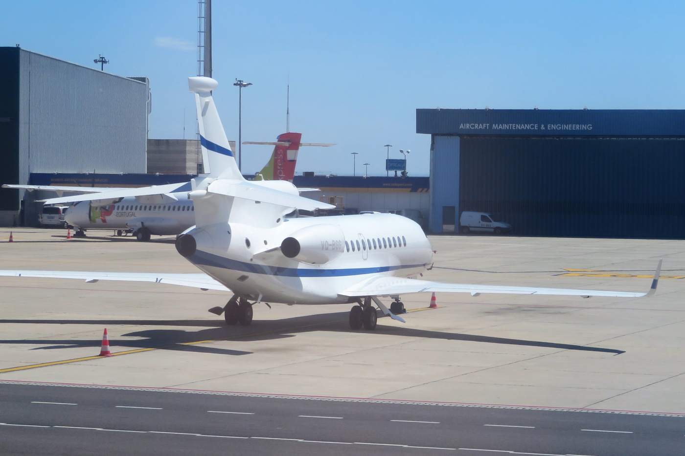 VQ-BGG (5) 2007 Dassault Falcon 7X