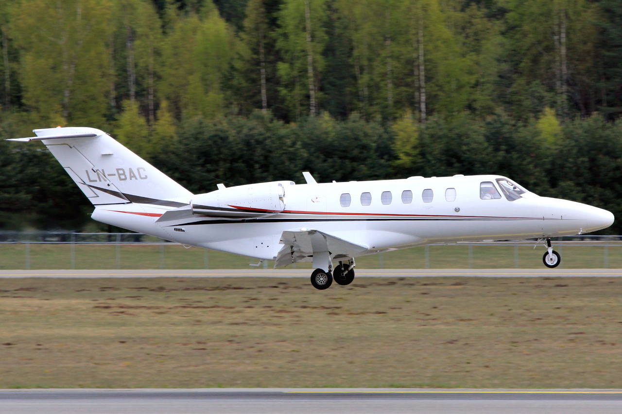 LN-BAC (525A-0446) Cessna 525A Citation CJ2