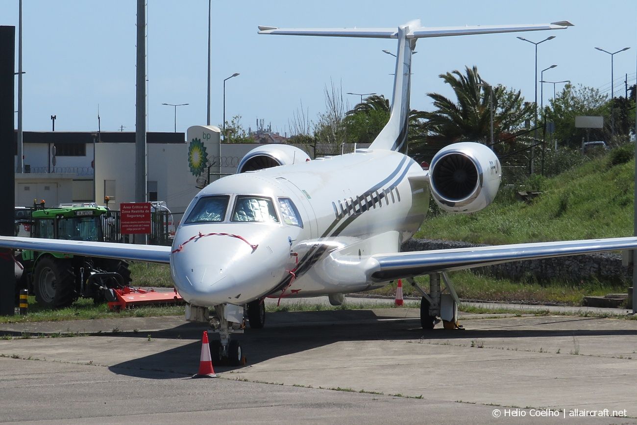 PP-LIV (14501145) Embraer ERJ-135BJ Legacy 650